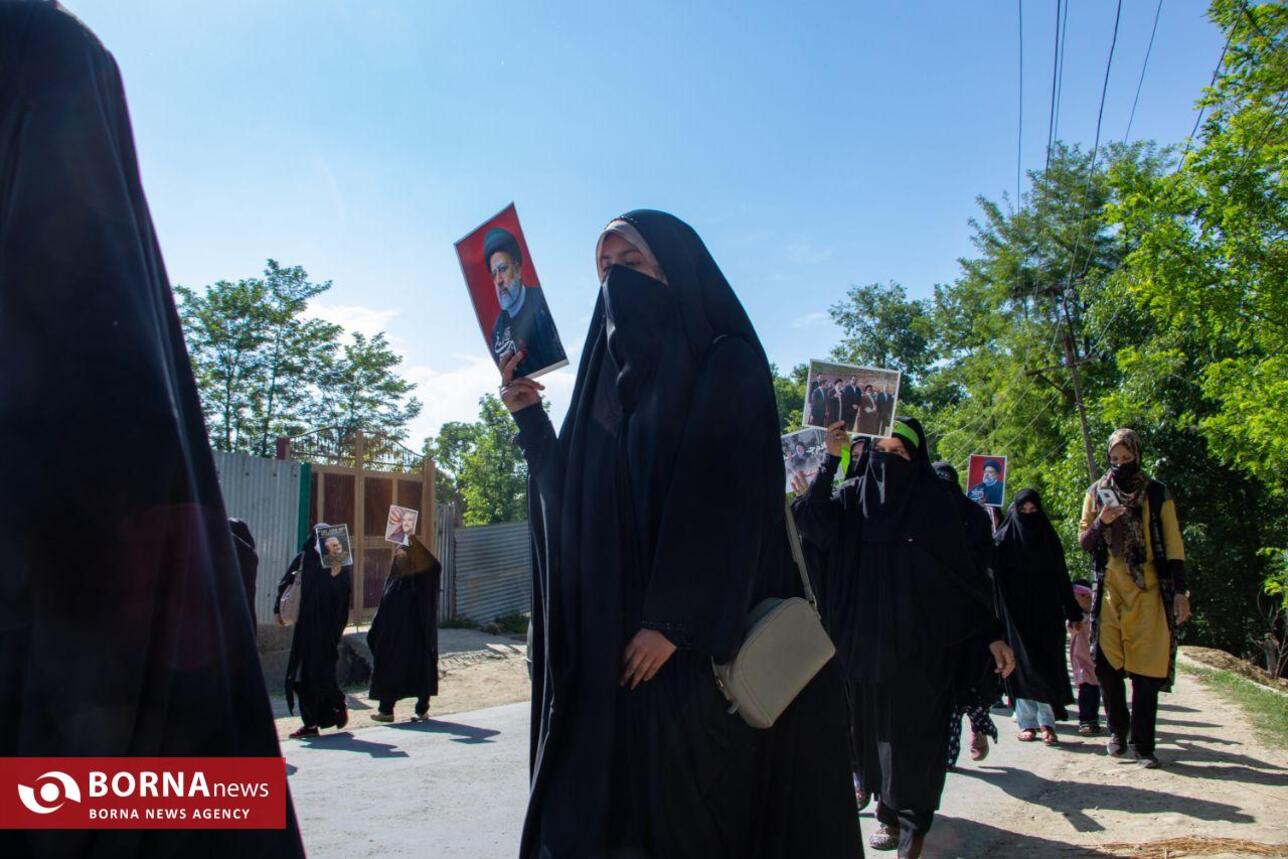 راهپیمایی زنان کشمیری به یاد شهید سید ابراهیم رئیسی