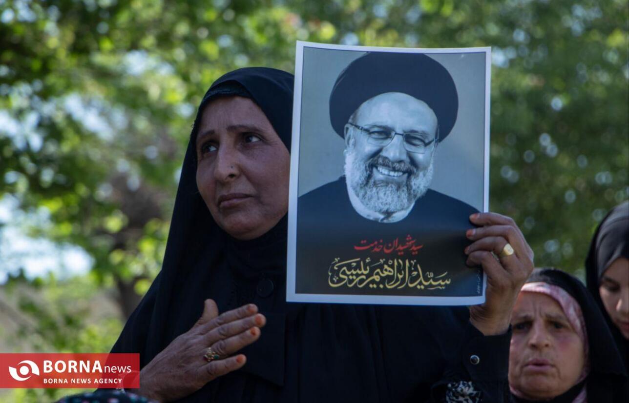 راهپیمایی زنان کشمیری به یاد شهید سید ابراهیم رئیسی