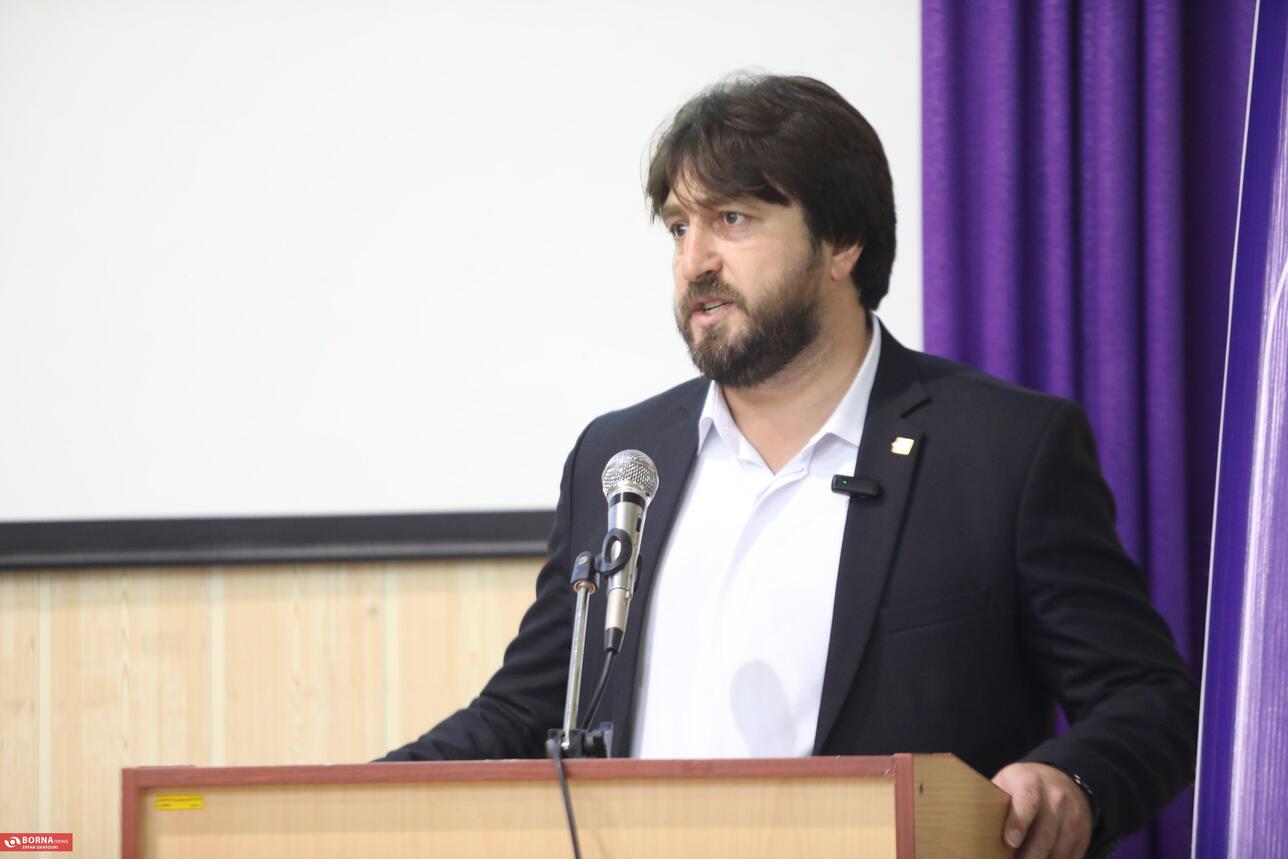 جلسه هم اندیشی انبوه سازان و‌سازندگان ساختمان شهر ساری