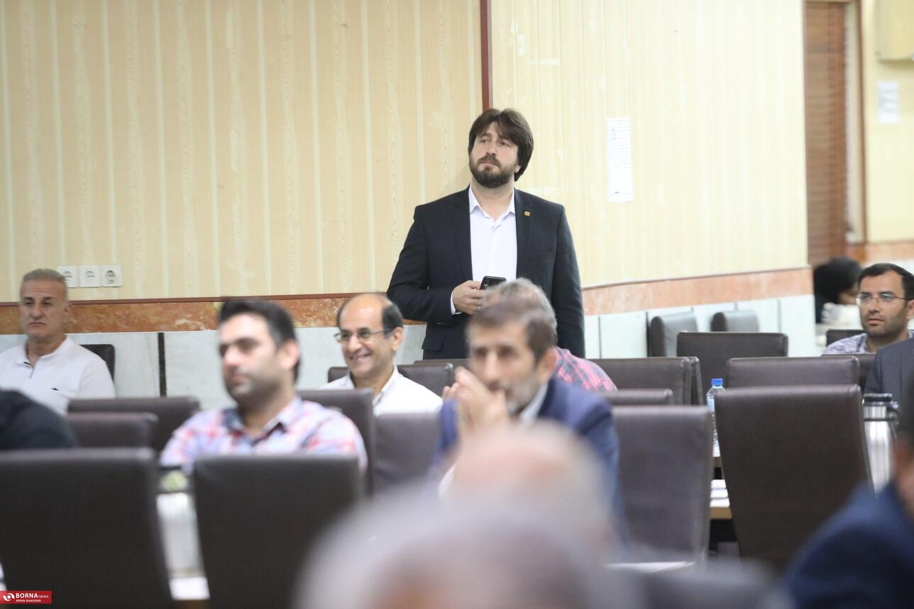 جلسه هم اندیشی انبوه سازان و‌سازندگان ساختمان شهر ساری