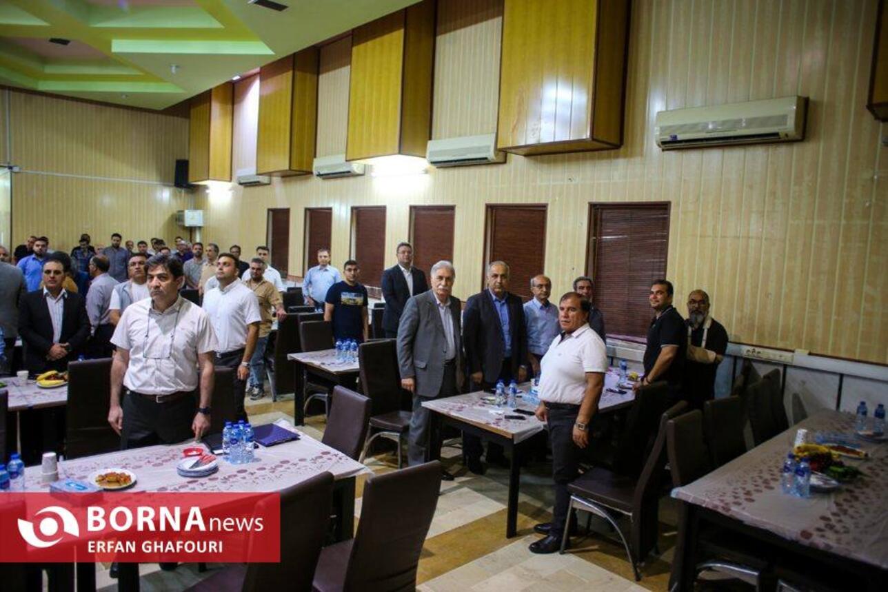 جلسه هم اندیشی انبوه سازان و‌سازندگان ساختمان شهر ساری