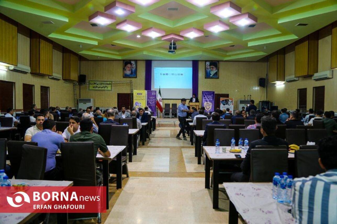 جلسه هم اندیشی انبوه سازان و‌سازندگان ساختمان شهر ساری