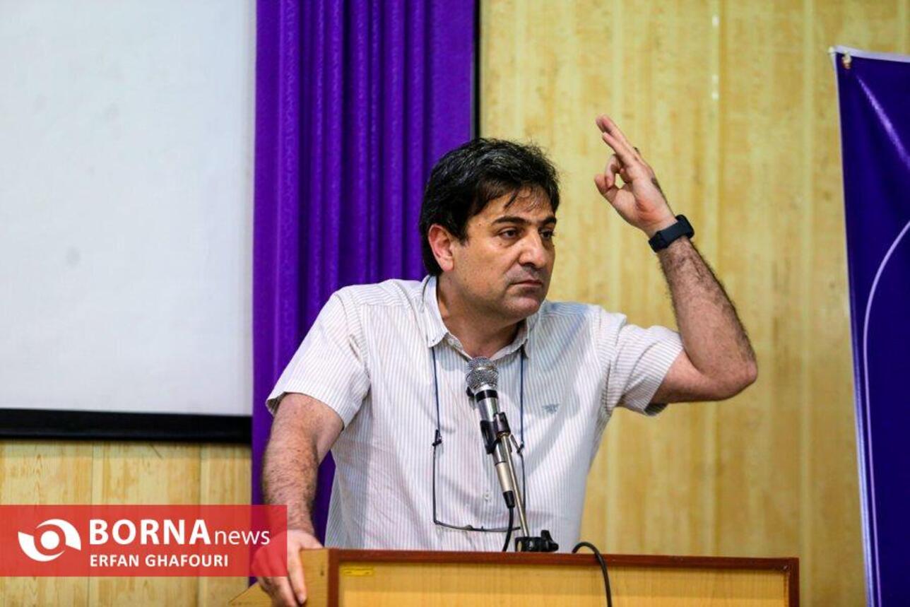 جلسه هم اندیشی انبوه سازان و‌سازندگان ساختمان شهر ساری