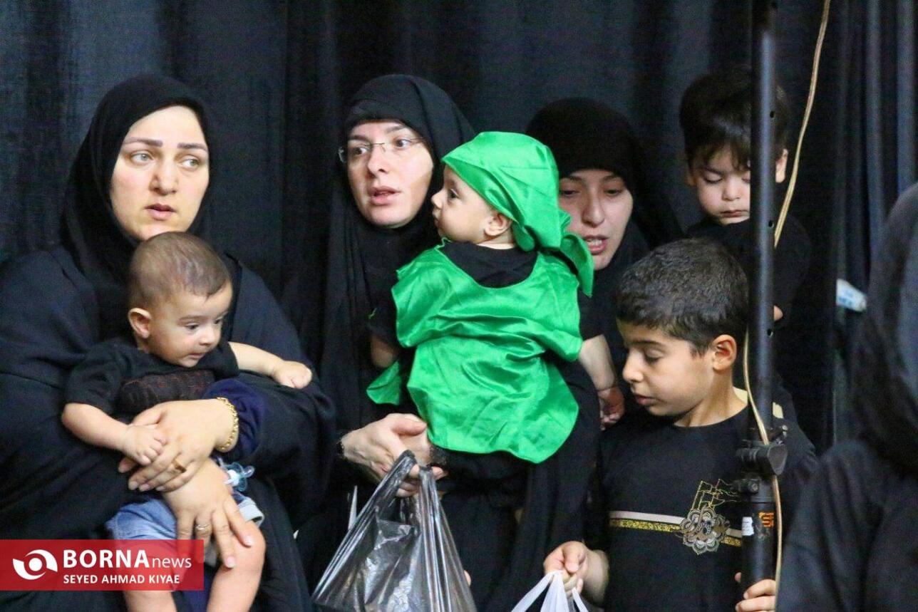 همایش شیرخوارگان حسینی در لاهیجان