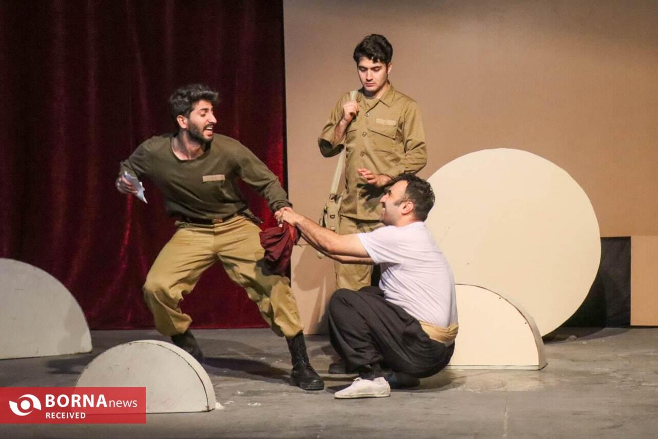 اولین شب اجرای تئاتر آخرین نامه+عکس