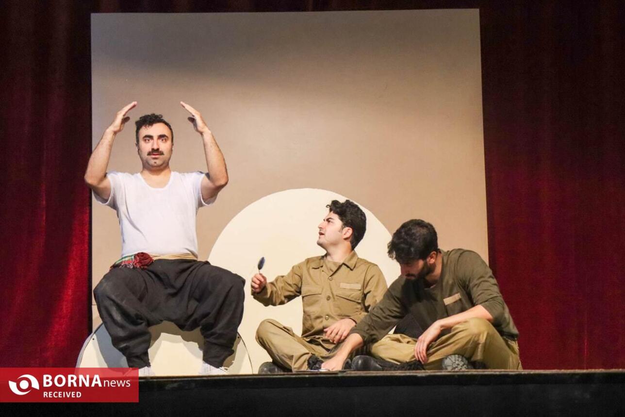 اولین شب اجرای تئاتر آخرین نامه+عکس