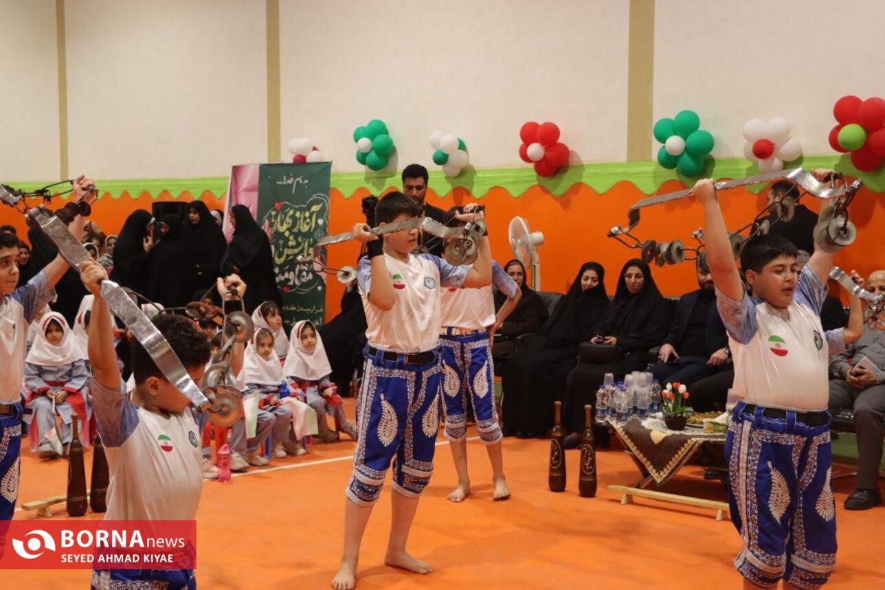 به صدا درآمدن زنگ غنچه‌ها در گیلان