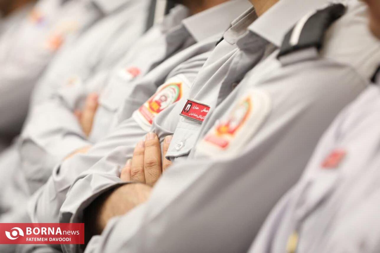 تجلیل از آتش‌نشانان شهرداری باقرشهر به مناسبت روز ایمنی و آتش‌نشانی