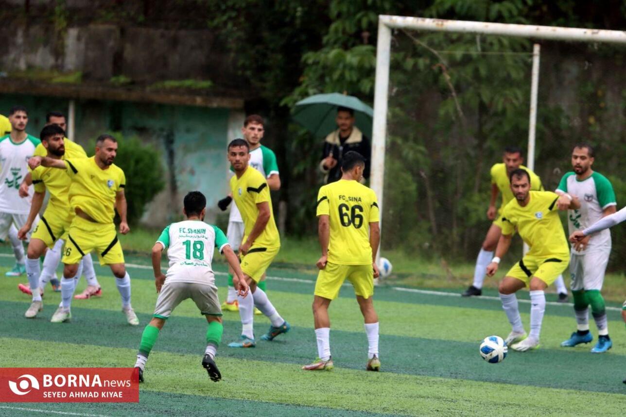 دیدار تیم های فوتبال سینا کلاچای _ شاهین خشکبیجار
