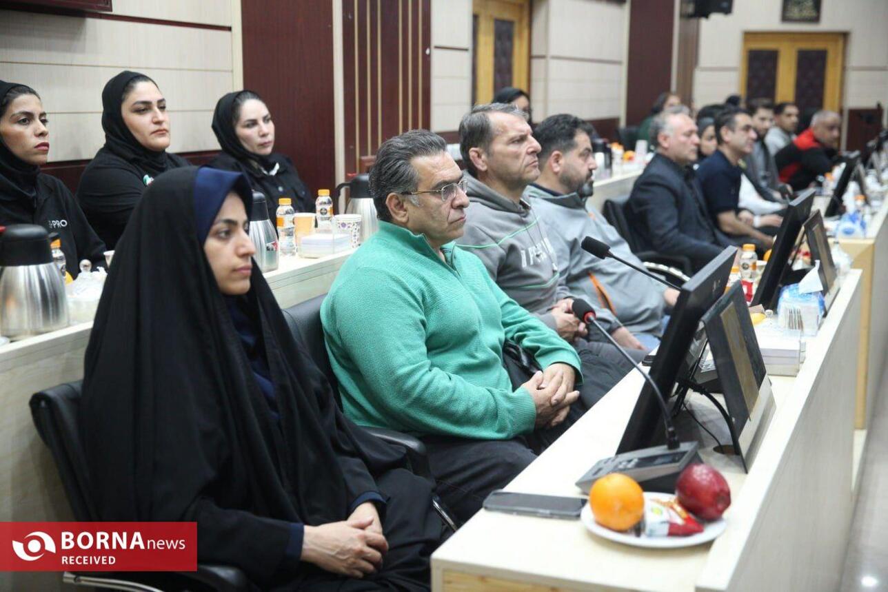 دیدار صمیمی ورزشکاران ناشنوای استان تهران با استاندار