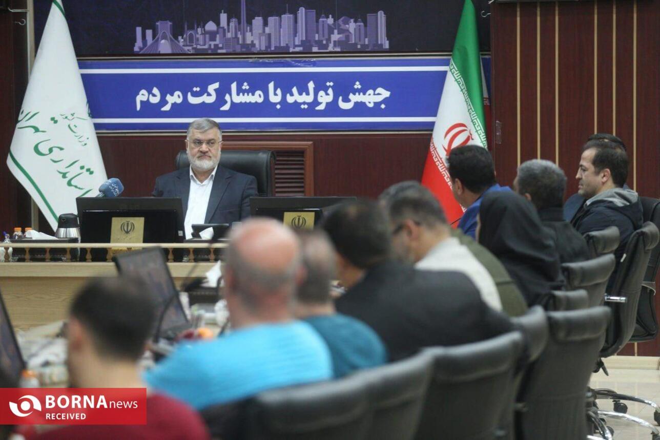 دیدار صمیمی ورزشکاران ناشنوای استان تهران با استاندار