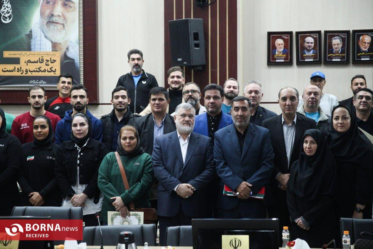 دیدار صمیمی ورزشکاران ناشنوای استان تهران با استاندار