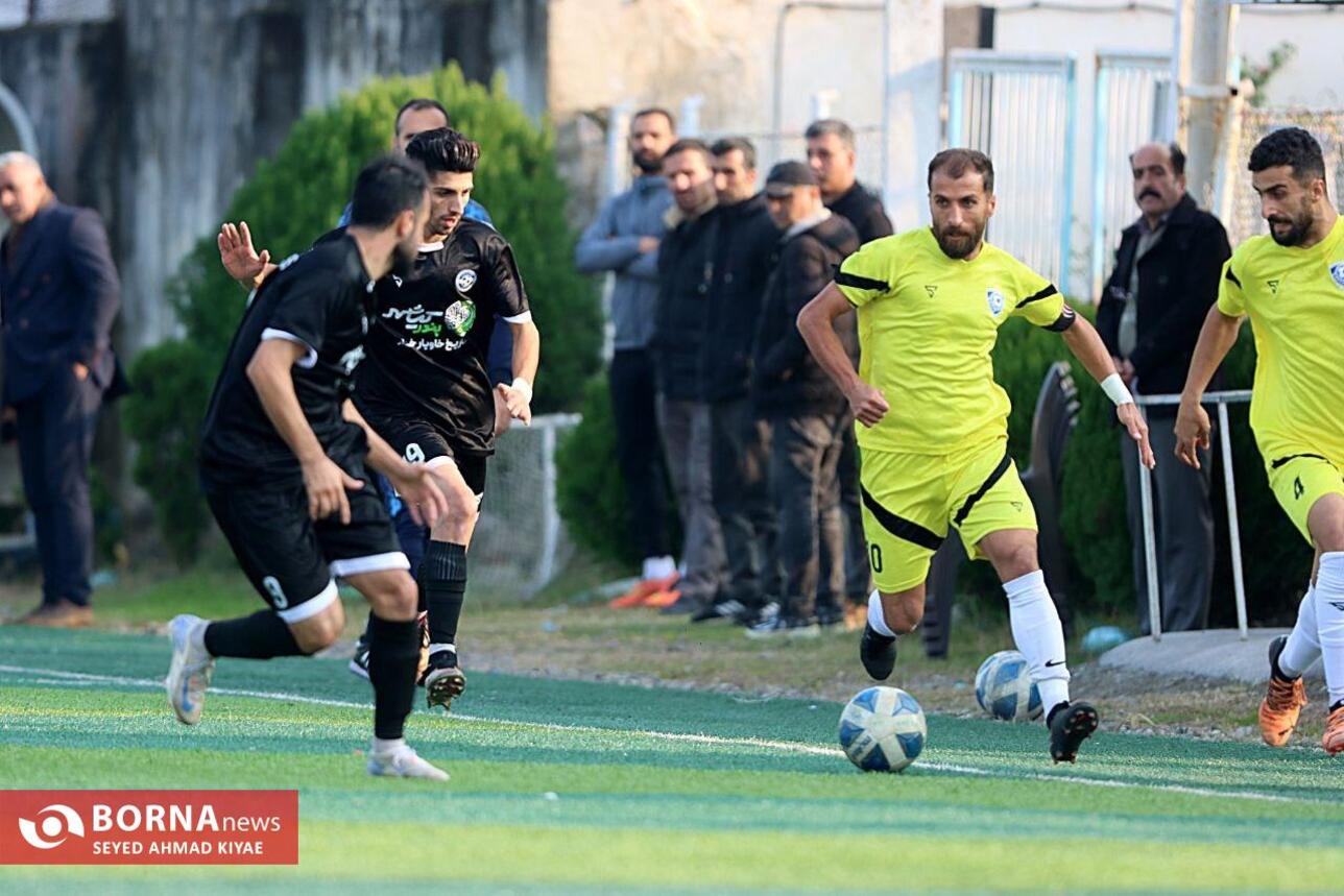 دیدار تیم های فوتبال سینا کلاچای _ پارس کیاشهر