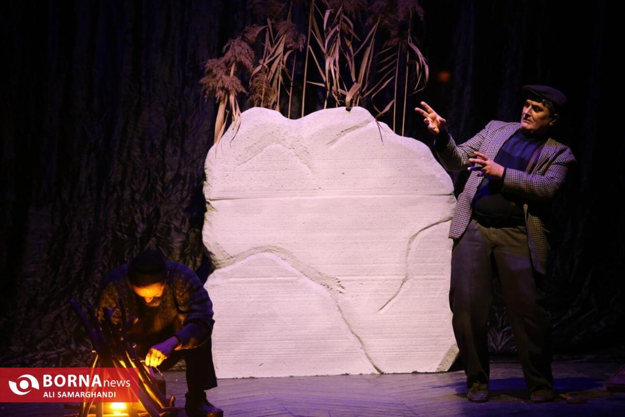 نمایش چلاق آینیشمان