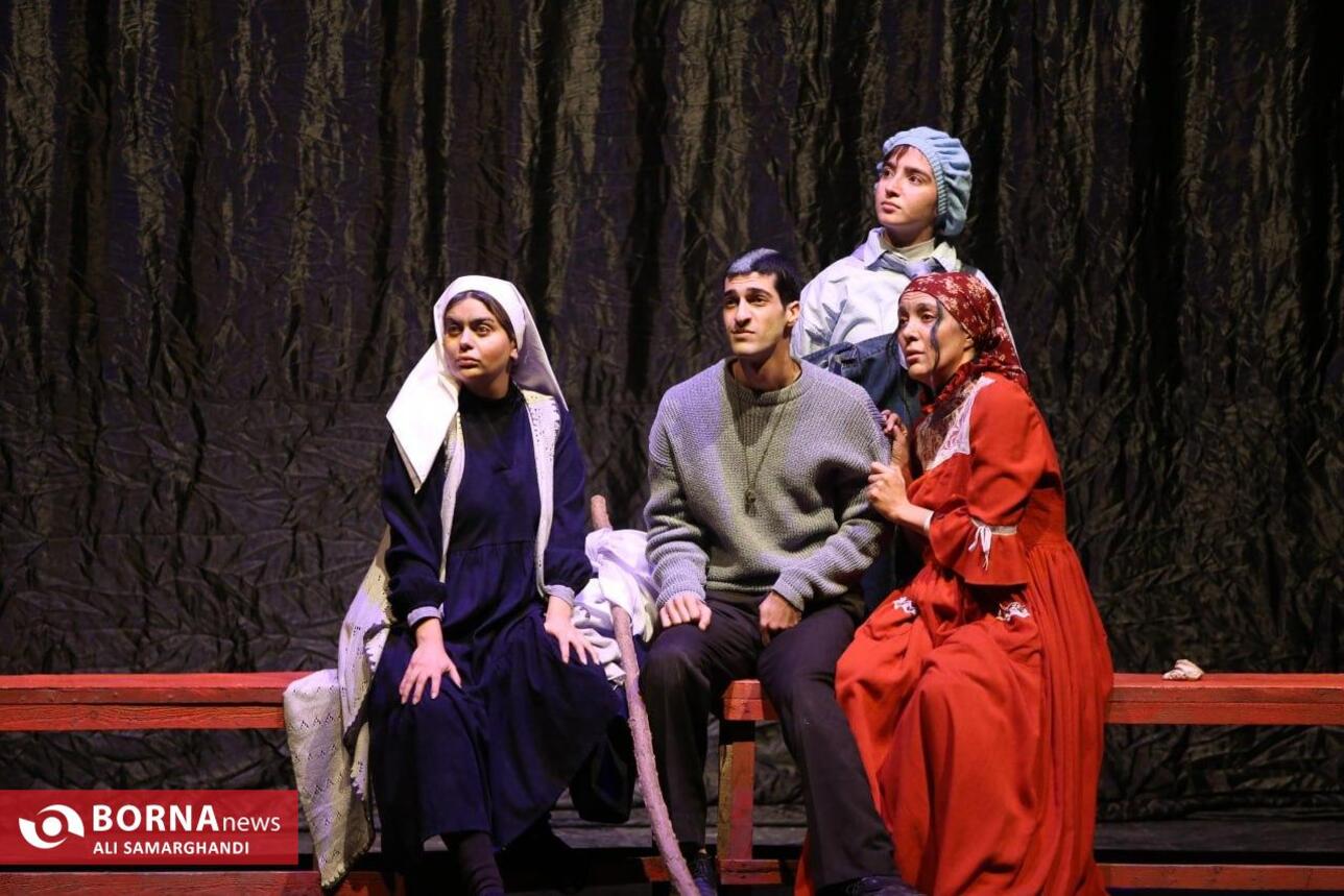 نمایش چلاق آینیشمان