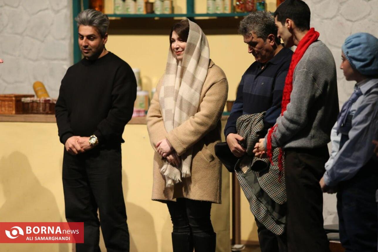 نمایش چلاق آینیشمان