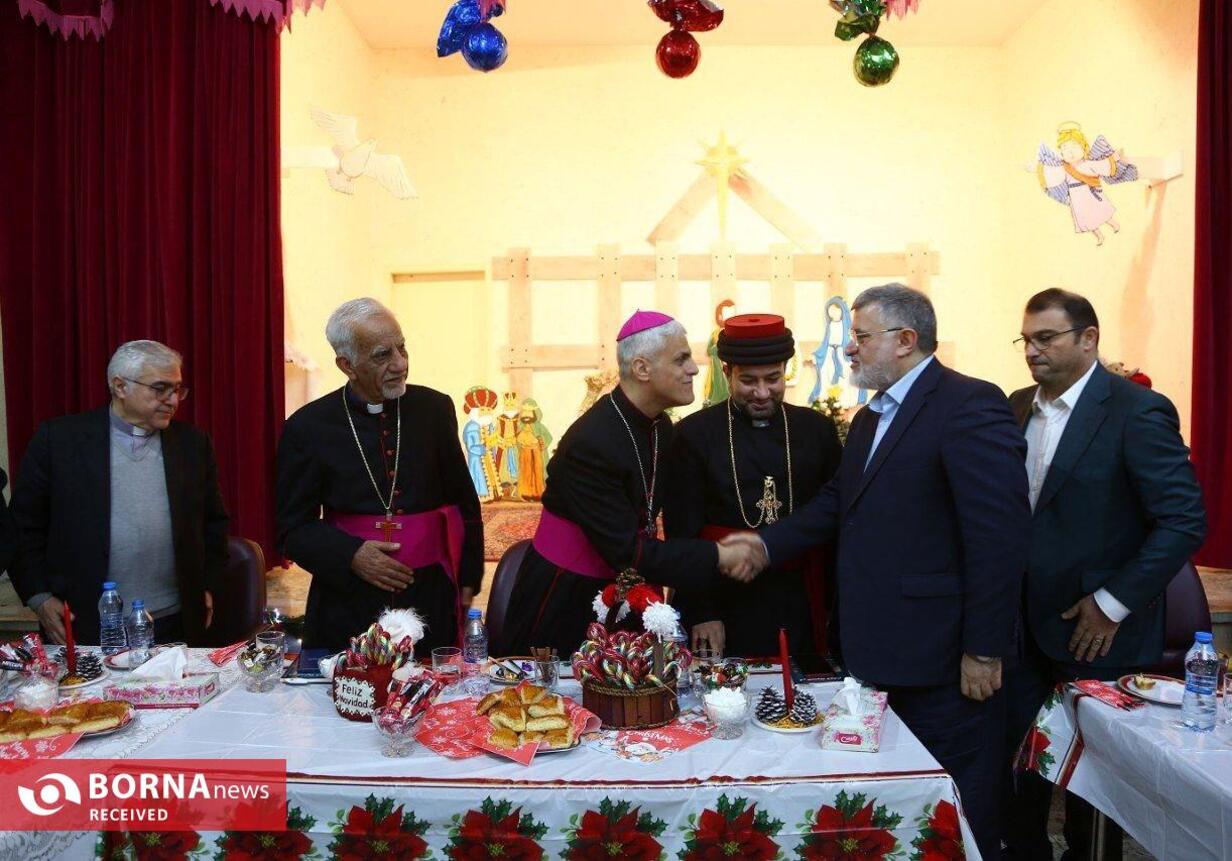 حضور استاندار تهران در کلیسای توما و تبریک سال جدید میلادی