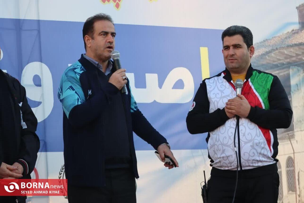 برگزاری همایش پیاده روی خانوادگی در سیاهکل