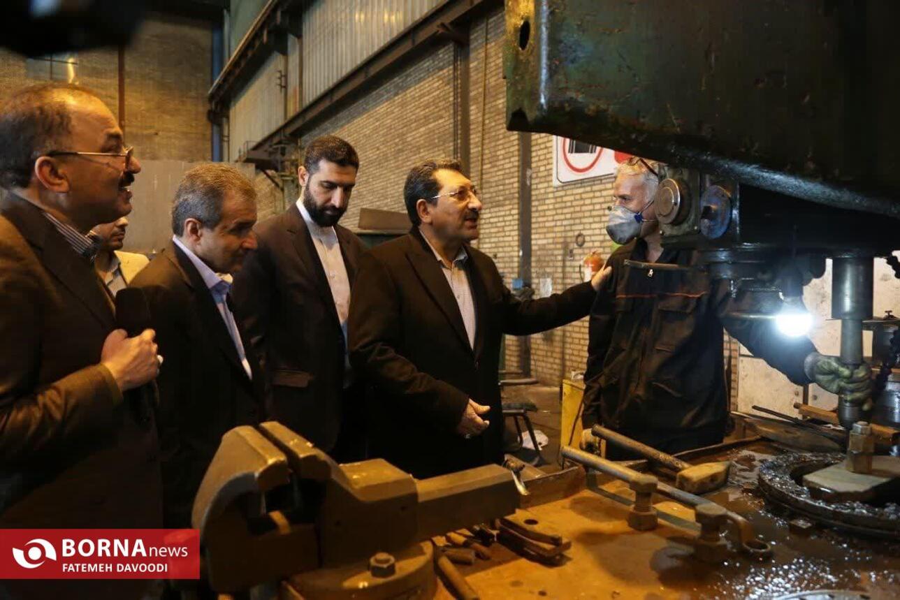 بازدید وزیر صمت از شهرک صنعتی شمس‌آباد