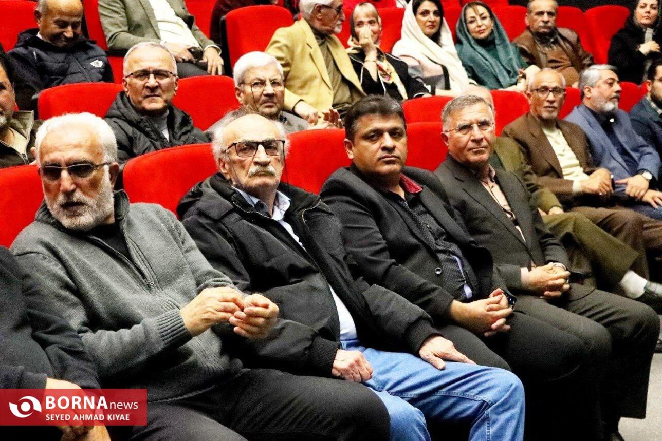 آیین تجلیل از بزرگان و تاریخ سازان فوتبال گیلان