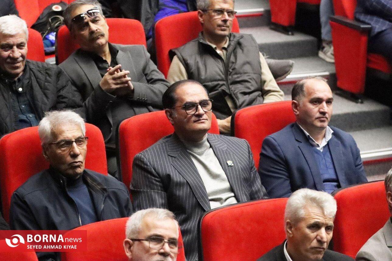 آیین تجلیل از بزرگان و تاریخ سازان فوتبال گیلان