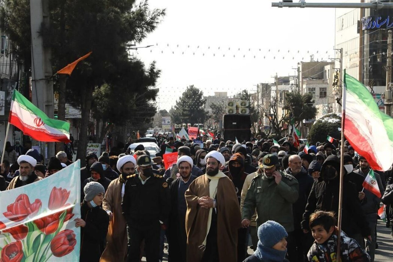 راهپیمایی ۲۲ بهمن در شهر اندیشه