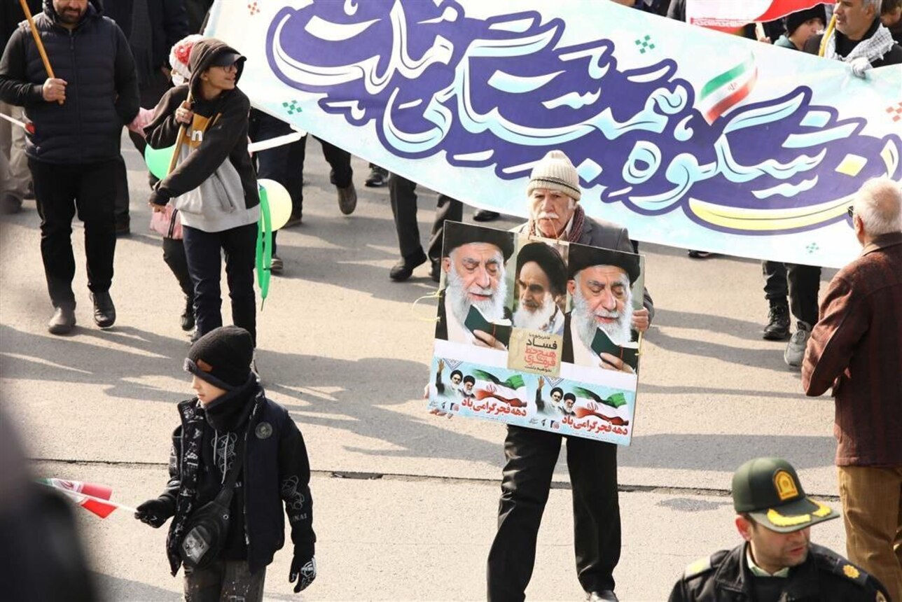 راهپیمایی ۲۲ بهمن در شهر اندیشه