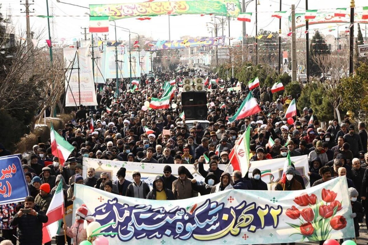راهپیمایی ۲۲ بهمن در شهر اندیشه