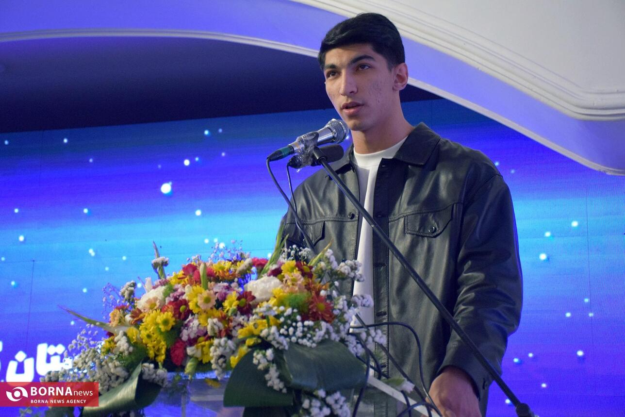 حضور آرین سلیمی قهرمان المپیک در مراسم تجلیل از ورزشکاران استان کرمانشاه