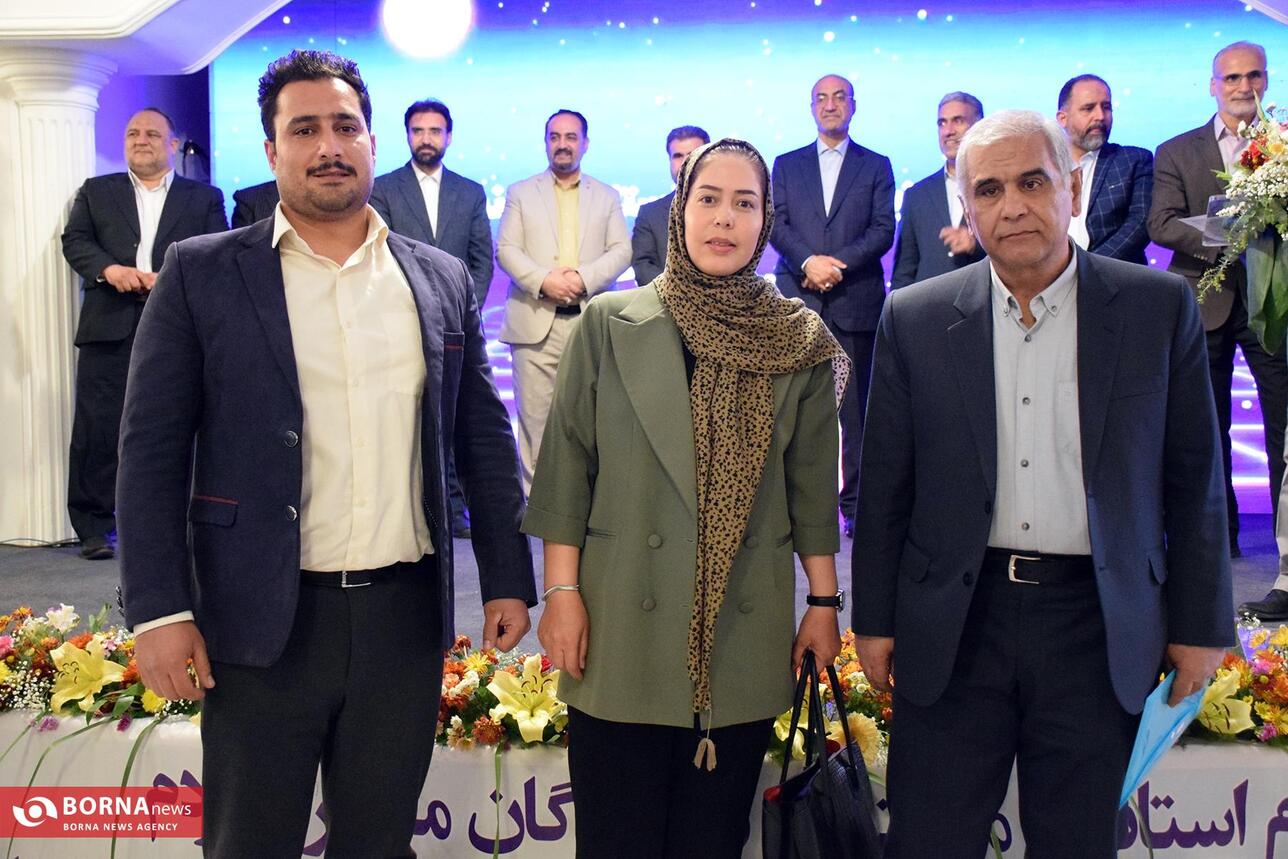 حضور قهرمانان و رئیس هیات تیر و کمان در مراسم تجلیل از ورزشکاران استان کرمانشاه