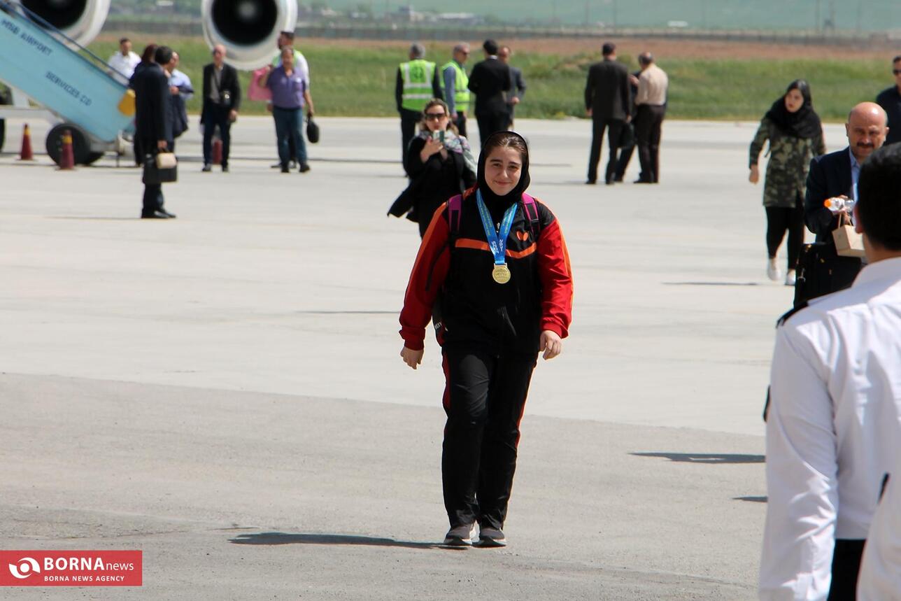 وانیا یاوری قهرمان تنیس روی میز در المپیک دانش آموزی