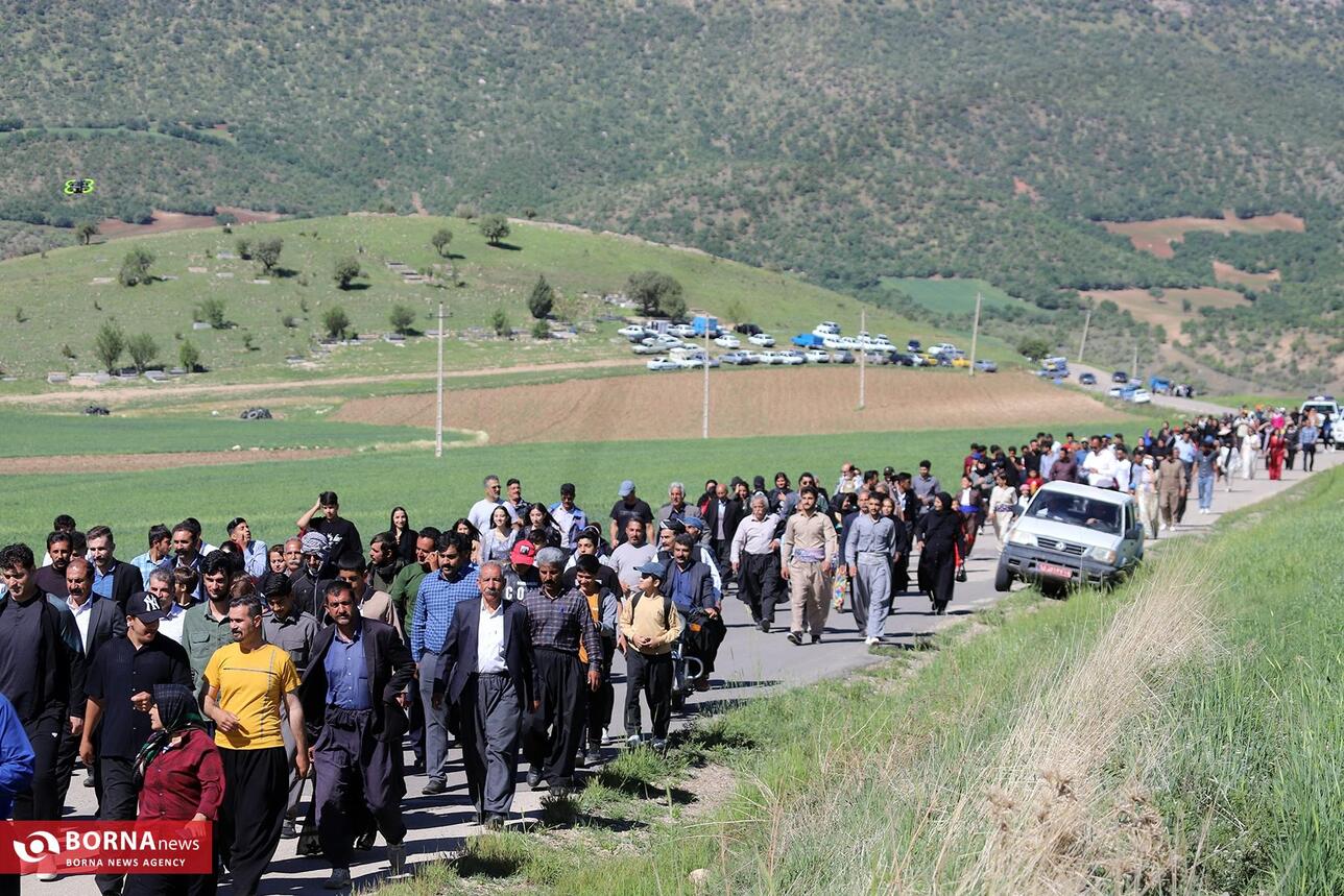 مراسم پیاده روی روستایی در کرمانشاه