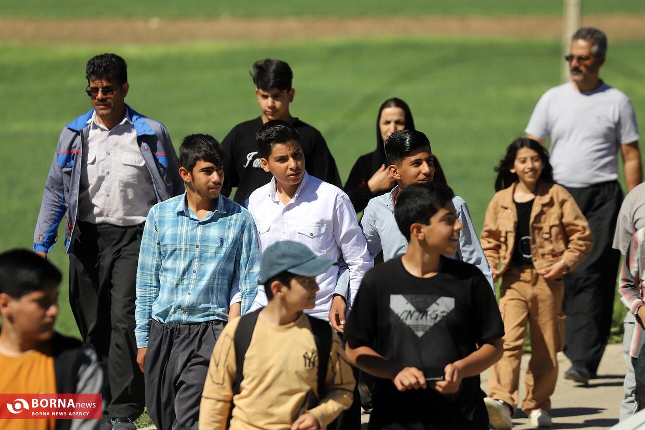 مراسم پیاده روی روستایی در کرمانشاه