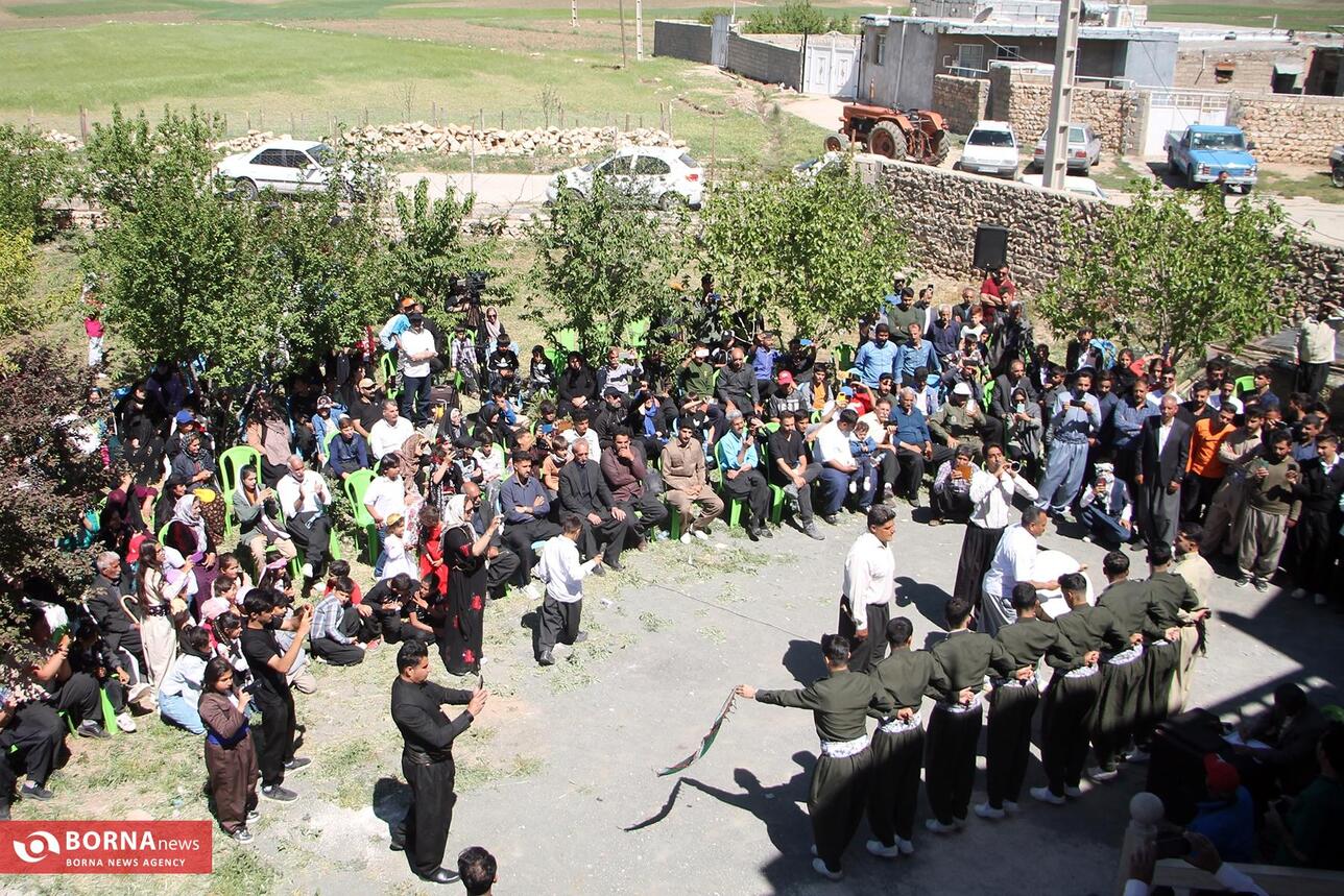 مراسم پیاده روی روستایی در کرمانشاه