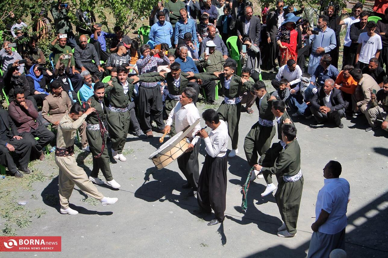 مراسم پیاده روی روستایی در کرمانشاه