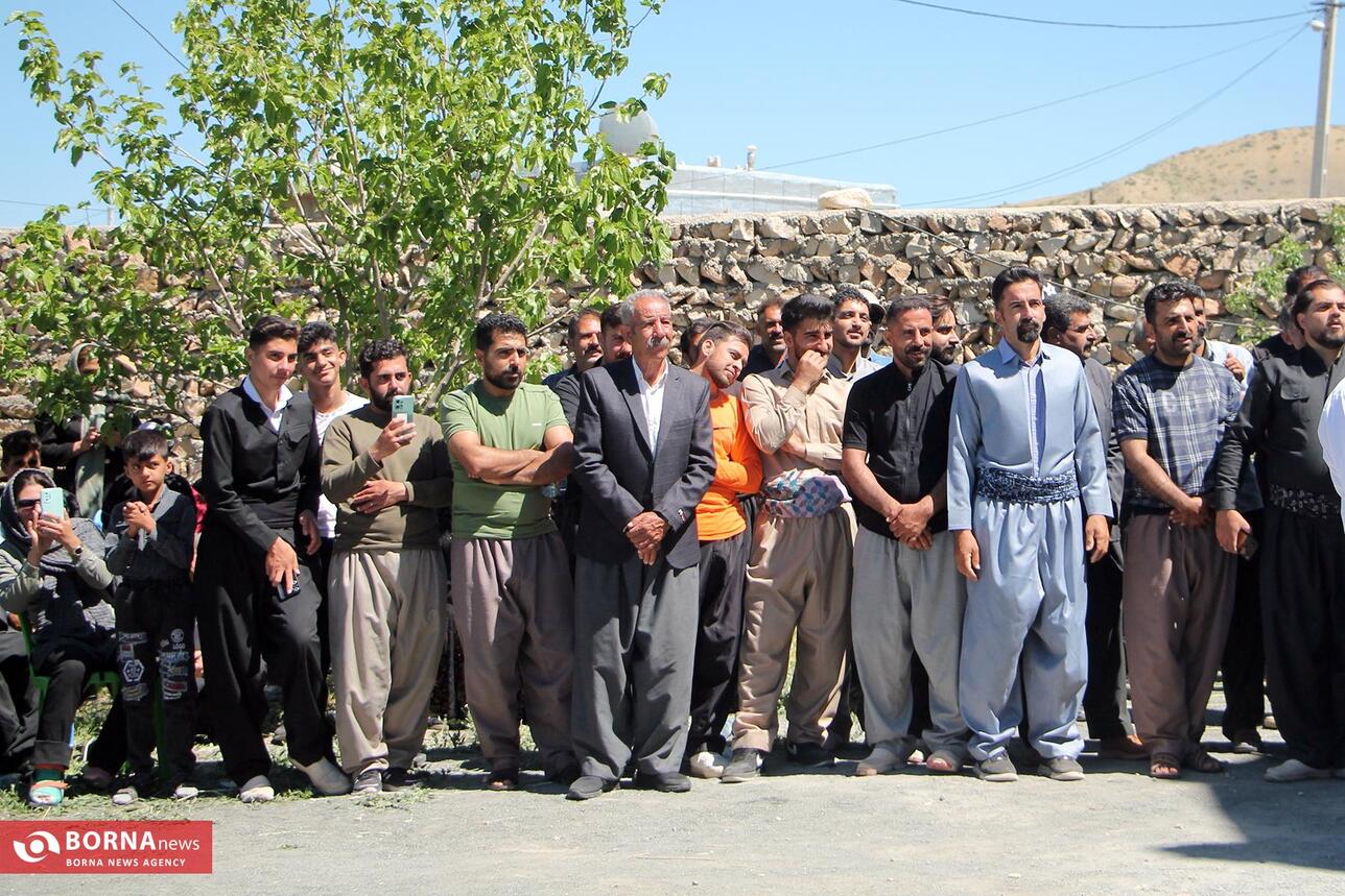 مراسم پیاده روی روستایی در کرمانشاه