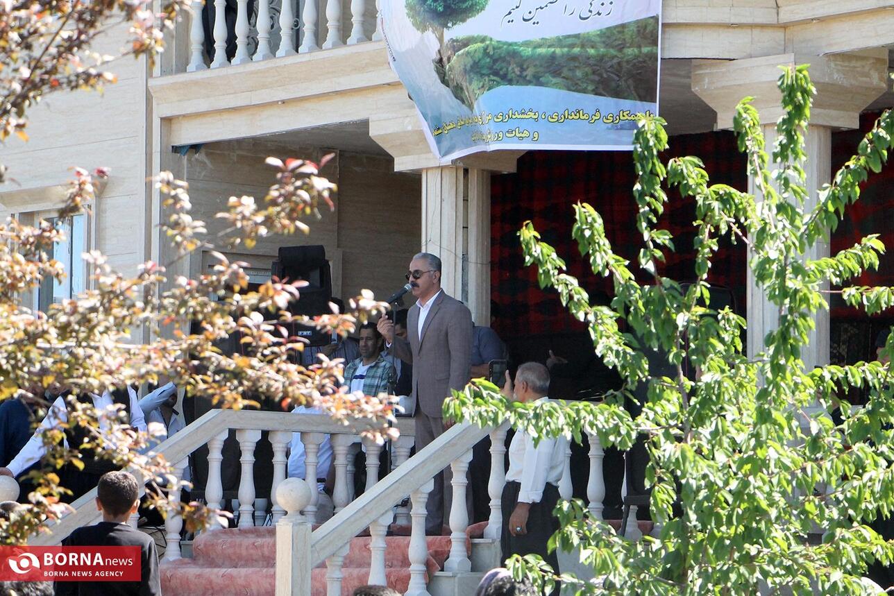 مراسم پیاده روی روستایی در کرمانشاه