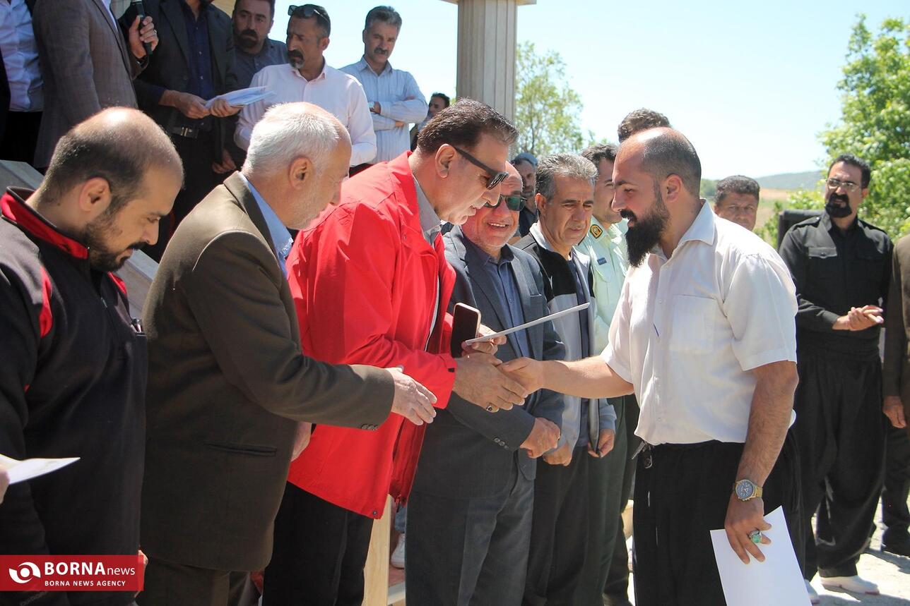 مراسم پیاده روی روستایی در کرمانشاه