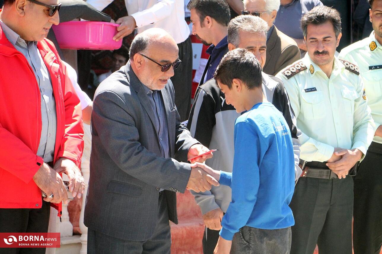مراسم پیاده روی روستایی در کرمانشاه