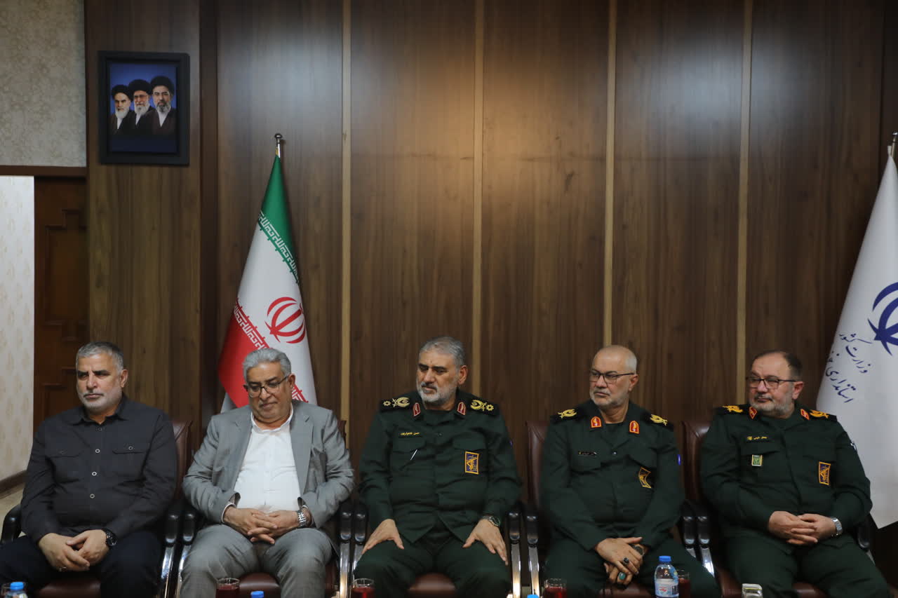 استاندار: سپاه در توسعه - امنیت و همبستگی خوزستان نقشآفرین است / انسجام دستگاههای اجرایی و نیروهای مسلح پشتوانه پیشبرد اهداف استان است استاندار: سپاه در توسعه - امنیت و همبستگی خوزستان نقشآفرین است / انسجام دستگاههای اجرایی و نیروهای مسلح پشتوانه پیشبرد اهداف استان است