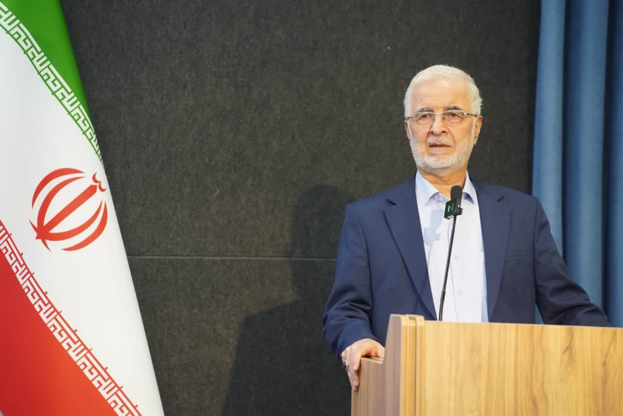 قزوین می تواند به قطب گردشگری و کانون ایجاد نیروگاههای تجدیدپذیر تبدیل شود/ استاندار قزوین از موفق ترین استانداران کشور است قزوین می تواند به قطب گردشگری و کانون ایجاد نیروگاههای تجدیدپذیر تبدیل شود/ استاندار قزوین از موفق ترین استانداران کشور است
