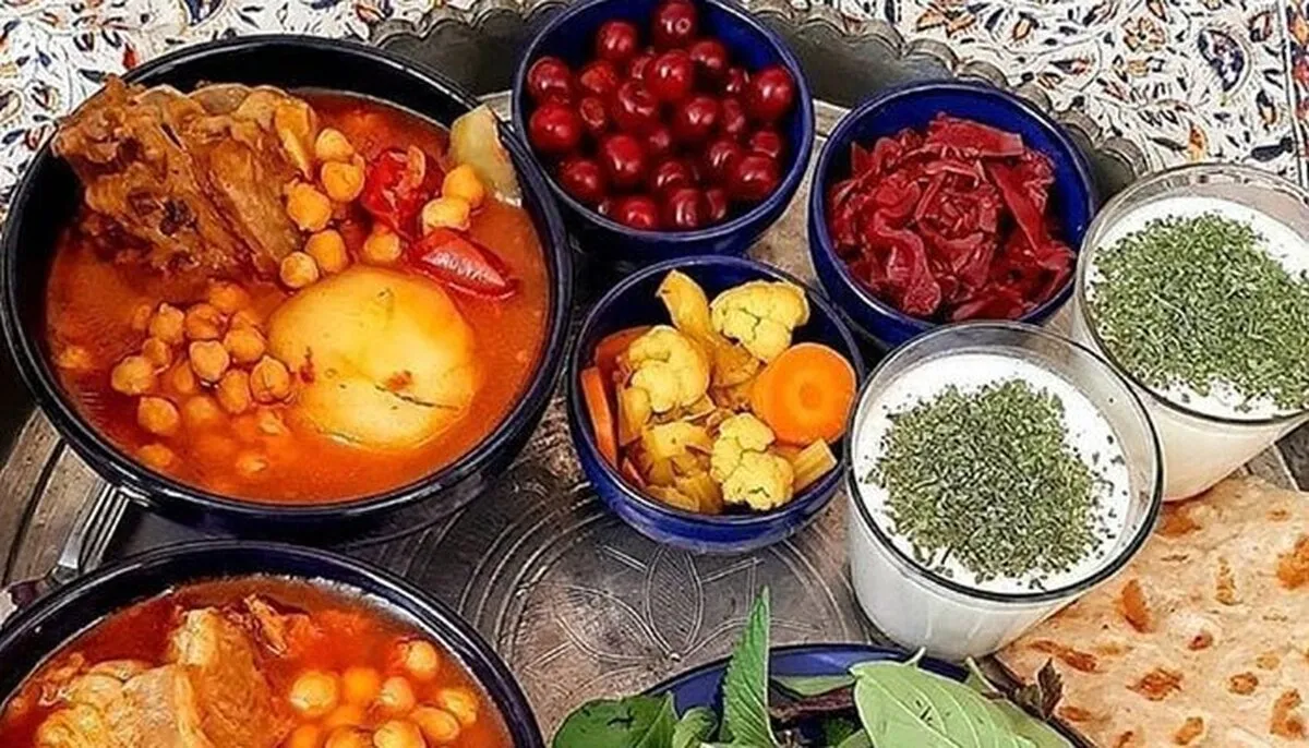 رحلة إلى قلب التقاليد الإيرانية في صحنٍ من 