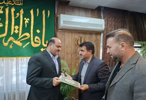 تجلیل جانشین فرمانده سپاه حضرت نبی‌اکرم (ص) از مدیرکل ورزش و جوانان کرمانشاه