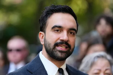 شهردار نیویورک جنگ علیه ایران را محکوم کرد: این جنگ باید تمام شود
