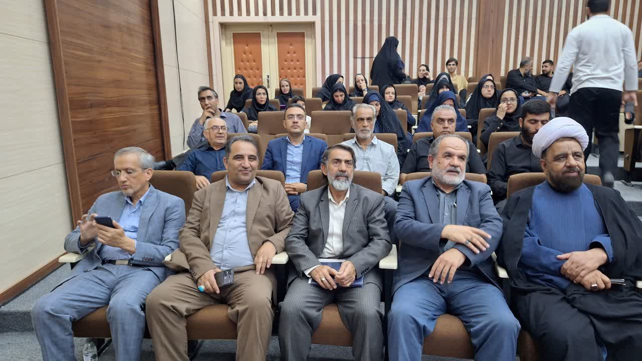 خبرنگاران قزوین در خط مقدم روایت حقیقت ایستادند