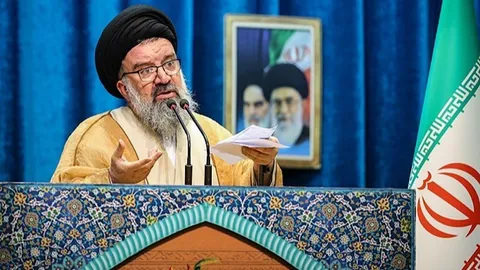 آیت‌الله خاتمی: دشمنان آرزوی خستگی مردم ایران را به گور خواهند برد