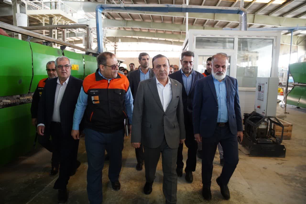 بازدید استاندار قزوین از صنایع سرام آرا