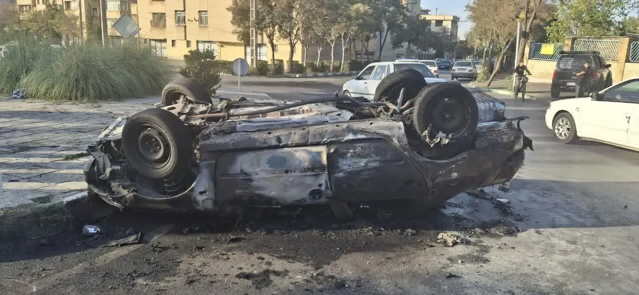 دو حادثه رانندگی در اراک با ۷ مصدوم/ انفجار رانا و تصادف سمند و پژو