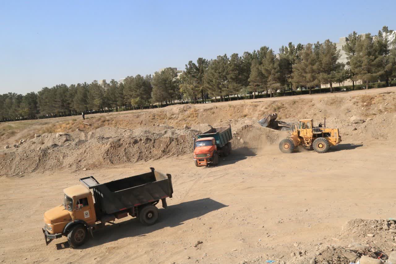 لایروبی بیش از ۱۲۷ هزار مترمربع از مجاری آبهای سطحی در قزوین لایروبی بیش از ۱۲۷ هزار مترمربع از مجاری آبهای سطحی در قزوین