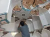 پیشرفت ۷۰ درصدی احیای تزئینات سردر عالی‌قاپوی اردبیل/ پایان پروژه تا آذرماه